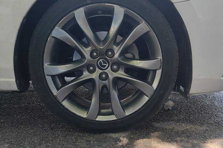 Used Mazda Atenza 2018 2.5L Blue Sky Prestige Edition China VI compliant Right Front Wheel Hub