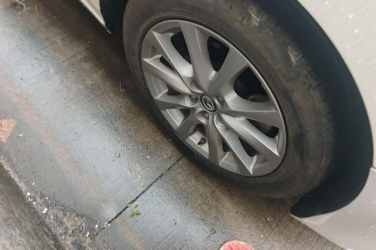 Used Mazda Atenza 2018 2.0L Blue Sky Luxury Edition China V Standard Right Front Wheel Hub