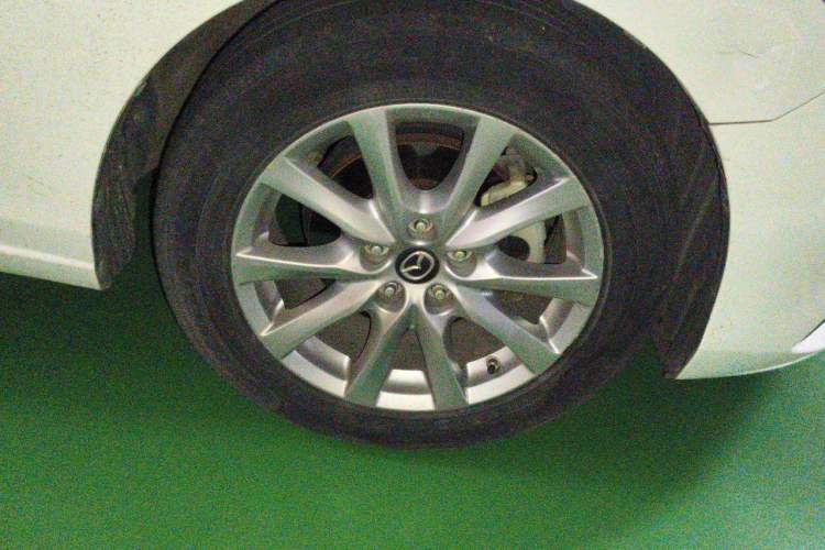 Used Mazda Atenza 2018 2.0L Blue Sky Luxury Edition China V Standard Right Front Wheel Hub