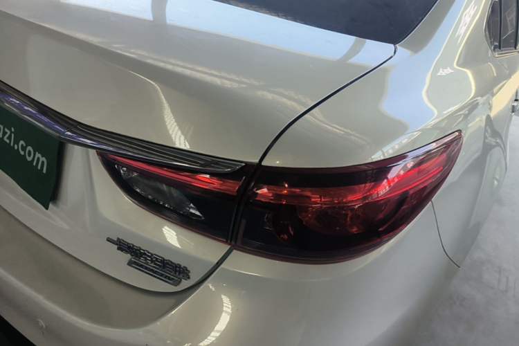 Used Mazda Atenza 2018 2.0L Blue Sky Luxury Edition China VI Standard Right Rear Taillight