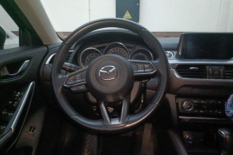 Used Mazda Atenza 2018 2.0L Blue Sky Luxury Edition China V Standard Steering Wheel