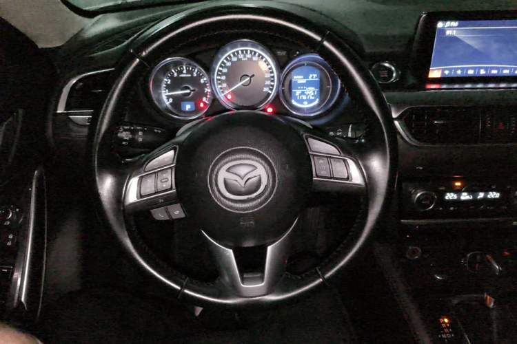 Used Mazda Atenza 2018 2.0L Blue Sky Luxury Edition China V Standard Steering Wheel