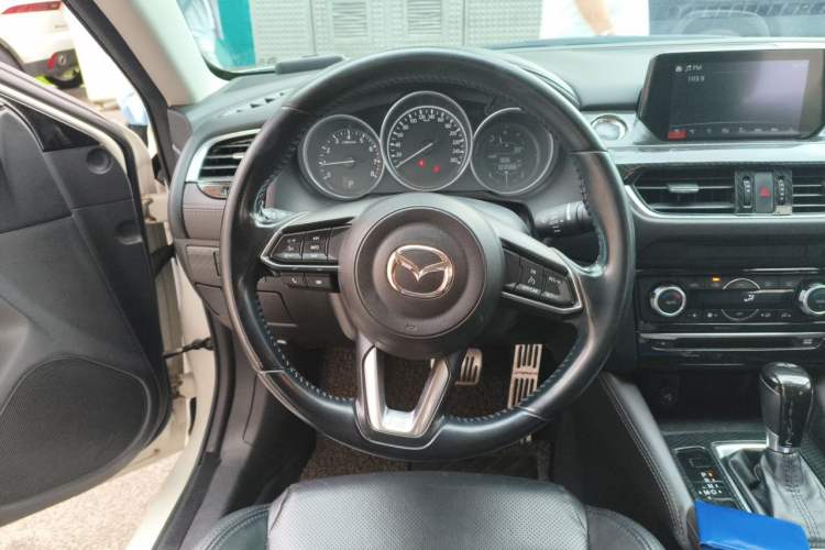 Used Mazda Atenza 2018 2.0L Blue Sky Luxury Edition China V Standard Steering Wheel