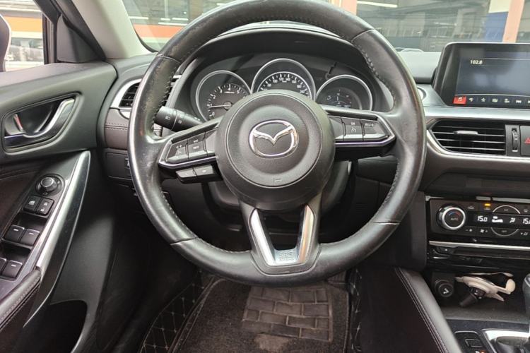 Used Mazda Atenza 2018 2.0L Blue Sky Luxury Edition China VI Standard Steering Wheel