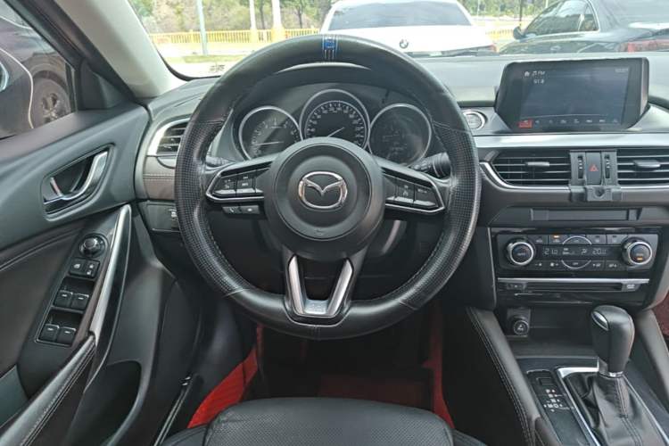 Used Mazda Atenza 2018 2.0L Blue Sky Luxury Edition China VI Standard Steering Wheel