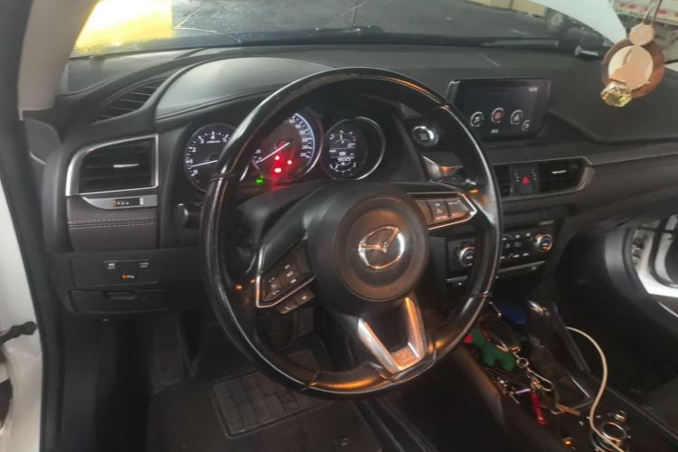 Used Mazda Atenza 2018 2.0L Blue Sky Luxury Edition China VI Standard Steering Wheel