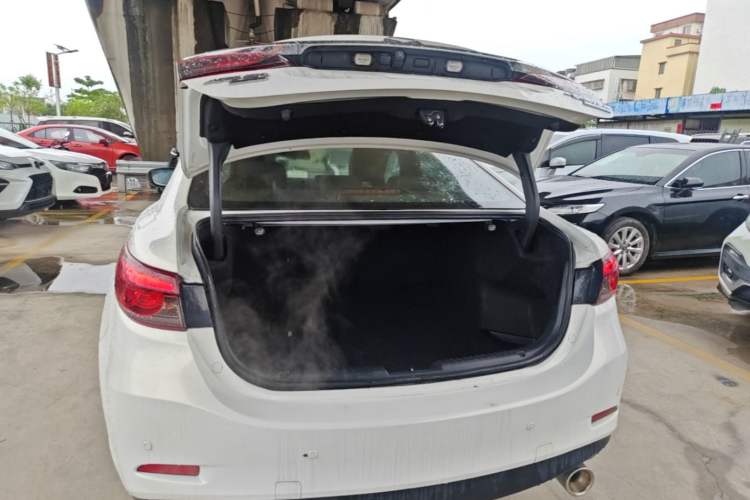 Used Mazda Atenza 2018 2.5L Blue Sky Prestige Edition China VI compliant Trunk