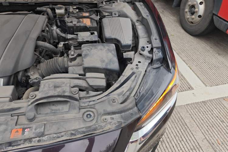 Used Mazda Atenza 2020 2.0L Blue Sky Luxury Edition Engine Bay Left
