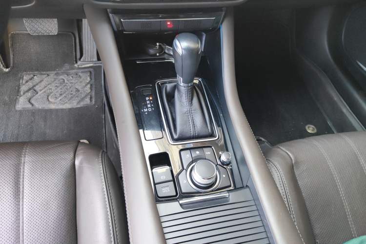 Used Mazda Atenza 2020 2.5L Sky Blue Prestige Edition Gear Lever