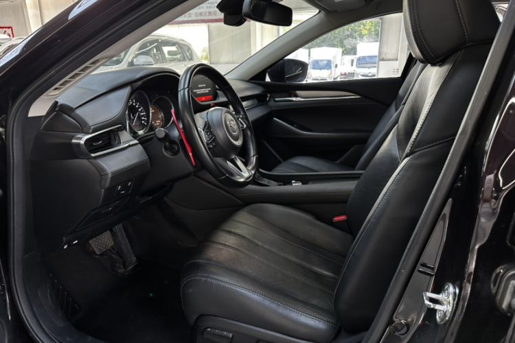 Used Mazda Atenza 2020 2.5L Skyline Sport Edition Interior 3