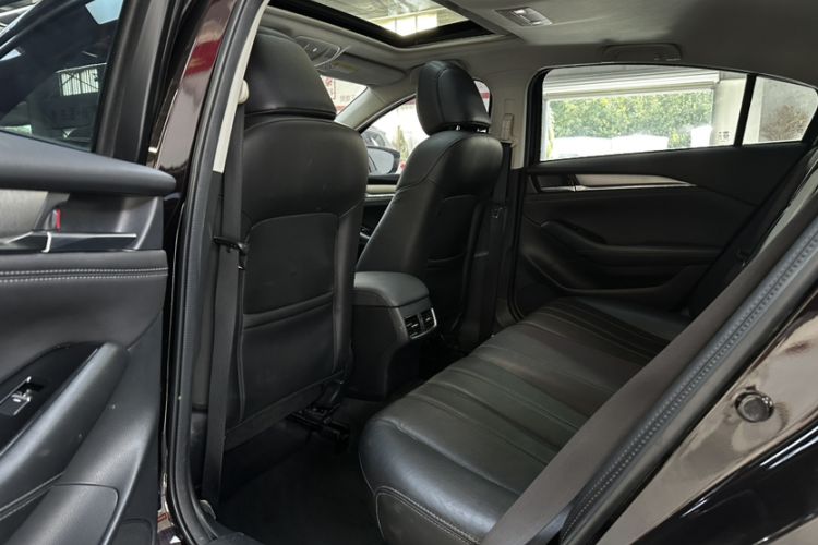 Used Mazda Atenza 2020 2.5L Skyline Sport Edition Interior 4