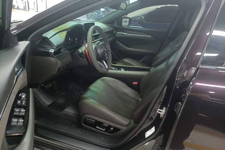 Used Mazda Atenza 2020 2.5L Sky Blue Prestige Edition Left Front Seat