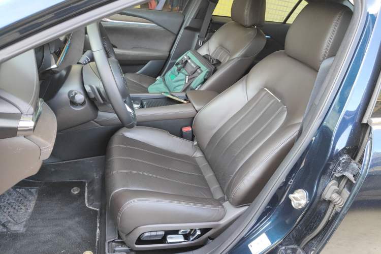 Used Mazda Atenza 2020 2.5L Sky Blue Prestige Edition Left Front Seat