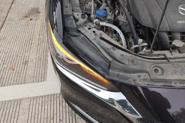 Used Mazda Atenza 2020 2.0L Blue Sky Luxury Edition Right Front Headlight