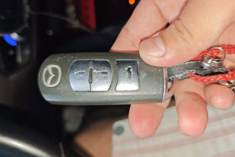 Used Mazda Atenza 2020 2.5L Sky Blue Prestige Edition Vehicle Key