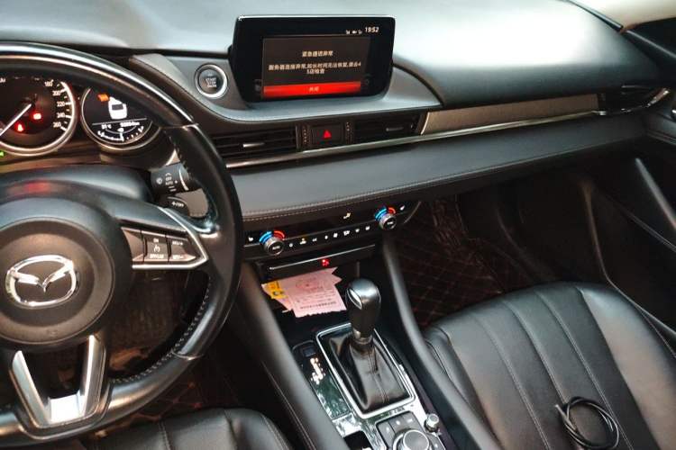 Used Mazda Atenza 2020 2.5L Skyline Sport Edition Audio And AC Panel
