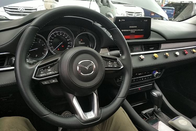 Used Mazda Atenza 2020 2.5L Skyline Sport Edition Center Console