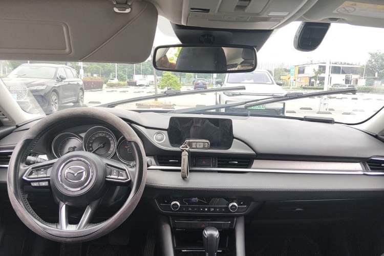 Used Mazda Atenza 2020 2.5L Skyline Sport Edition Center Console