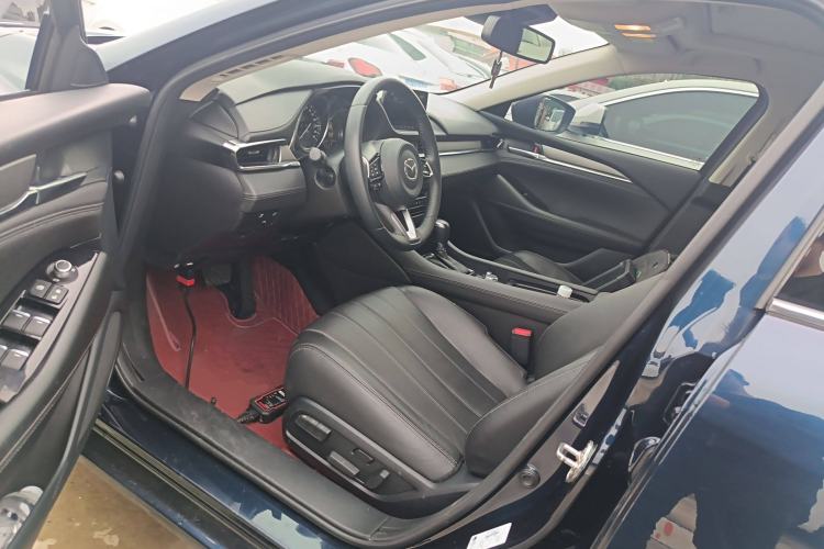 Used Mazda Atenza 2020 2.0L Blue Sky Luxury Edition Driver Seat