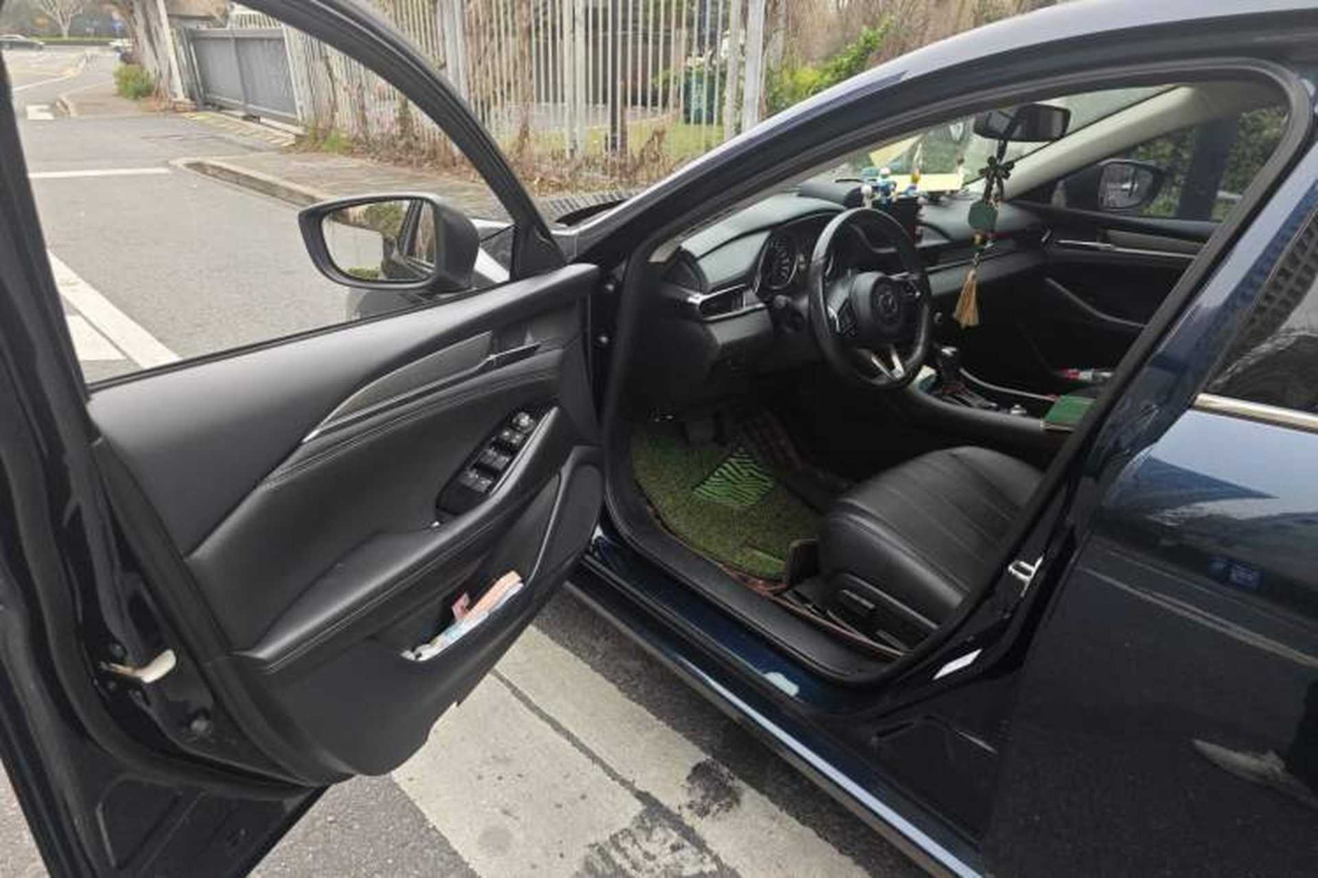 Used Mazda Atenza 2020 2.0L Blue Sky Luxury Edition Driver Seat