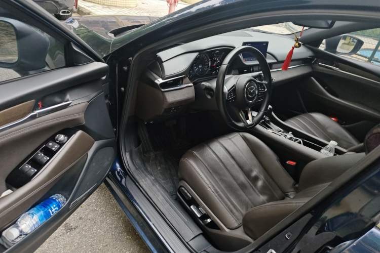 Used Mazda Atenza 2020 2.5L Sky Blue Prestige Edition Driver Seat