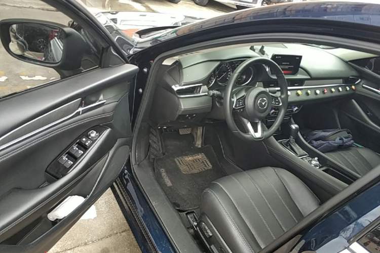 Used Mazda Atenza 2020 2.5L Skyline Sport Edition Driver Seat