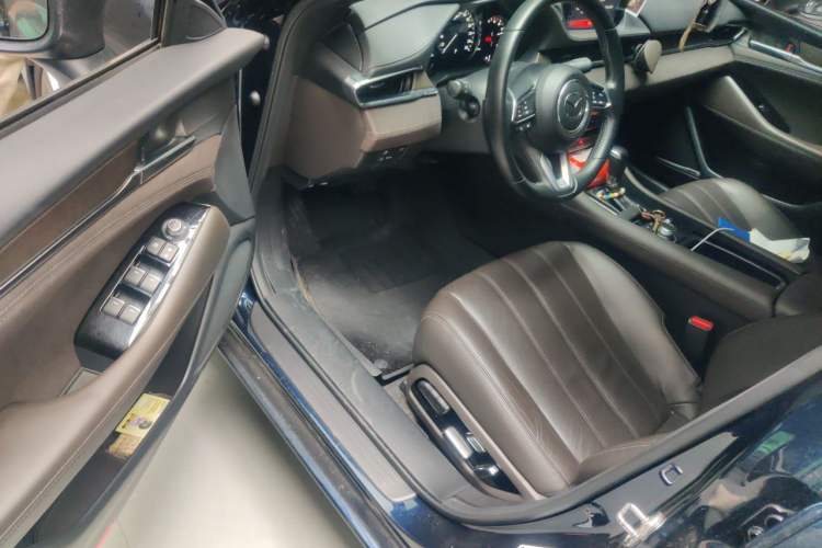 Used Mazda Atenza 2020 2.5L Sky Blue Prestige Edition Driver Seat