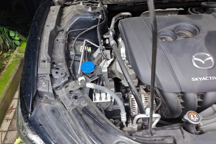 Used Mazda Atenza 2020 2.5L Sky Blue Prestige Edition Engine Bay Right