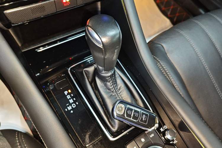 Used Mazda Atenza 2020 2.5L Skyline Sport Edition Gear Lever