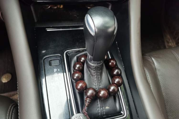 Used Mazda Atenza 2020 2.5L Sky Blue Prestige Edition Gear Lever