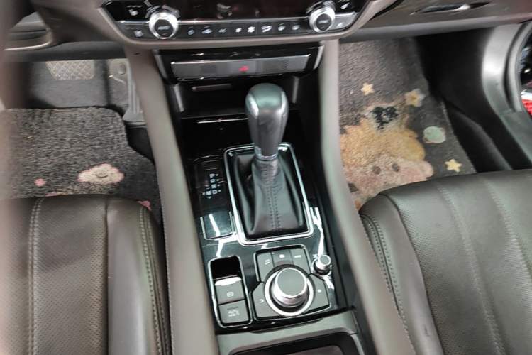 Used Mazda Atenza 2020 2.5L Sky Blue Prestige Edition Gear Lever