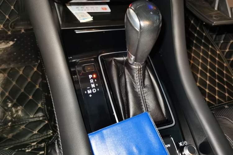 Used Mazda Atenza 2020 2.0L Blue Sky Luxury Edition Gear Lever