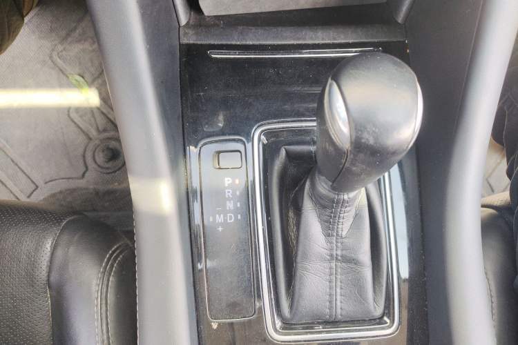Used Mazda Atenza 2020 2.5L Skyline Sport Edition Gear Lever