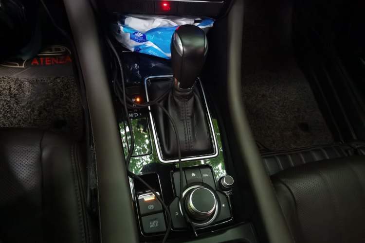 Used Mazda Atenza 2020 2.5L Sky Blue Prestige Edition Gear Lever