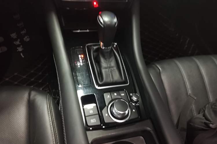 Used Mazda Atenza 2020 2.5L Skyline Sport Edition Gear Lever