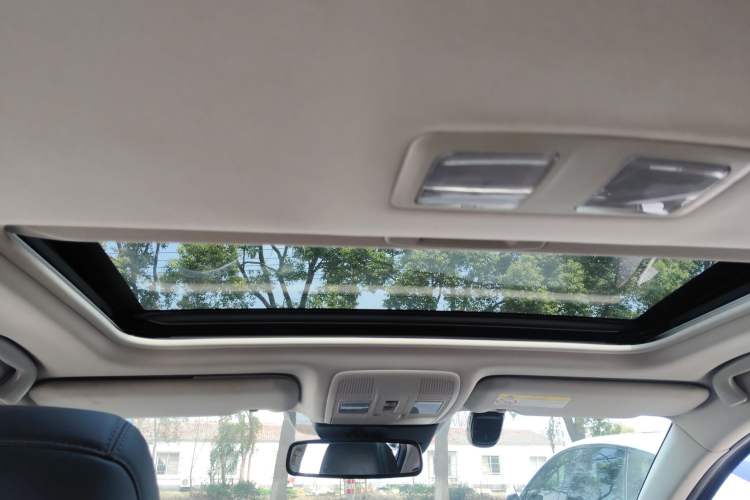 Used Mazda Atenza 2020 2.0L Blue Sky Luxury Edition Headliner