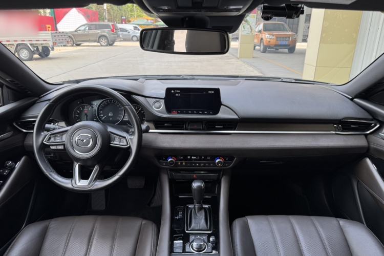 Used Mazda Atenza 2020 2.5L Sky Blue Prestige Edition Interior 1