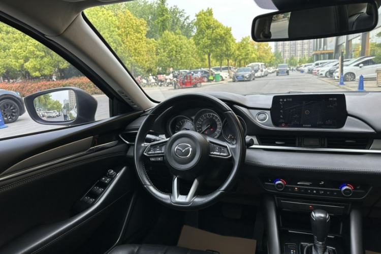 Used Mazda Atenza 2020 2.5L Skyline Sport Edition Interior 10