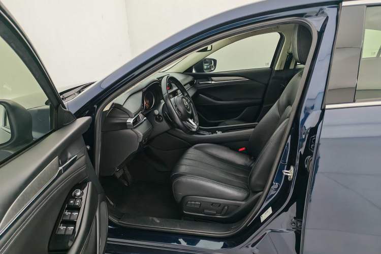 Used Mazda Atenza 2020 2.5L Skyline Sport Edition Interior 2
