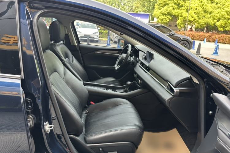 Used Mazda Atenza 2020 2.5L Skyline Sport Edition Interior 4