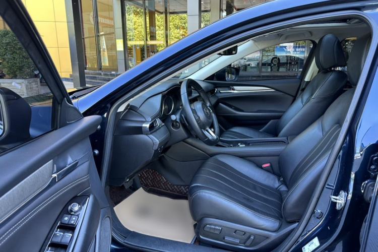 Used Mazda Atenza 2020 2.5L Skyline Sport Edition Interior 7