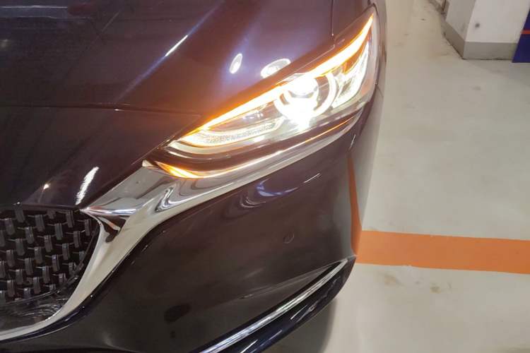 Used Mazda Atenza 2020 2.0L Blue Sky Luxury Edition Left Front Headlight
