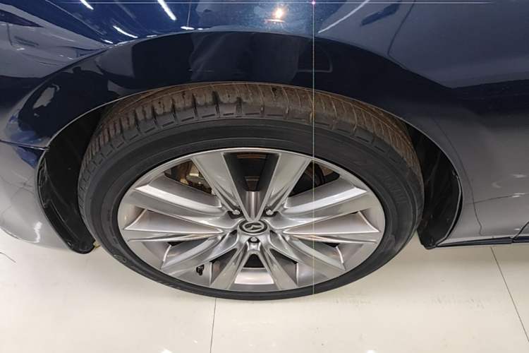 Used Mazda Atenza 2020 2.5L Skyline Sport Edition Left Front Wheel Hub