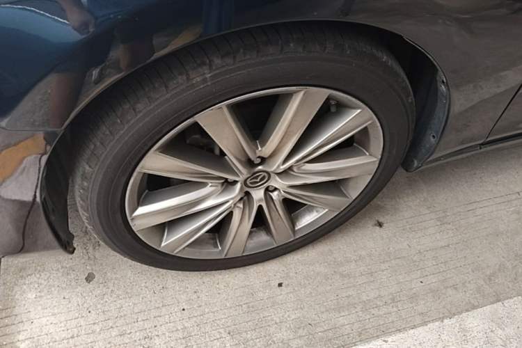 Used Mazda Atenza 2020 2.5L Skyline Sport Edition Left Front Wheel Hub
