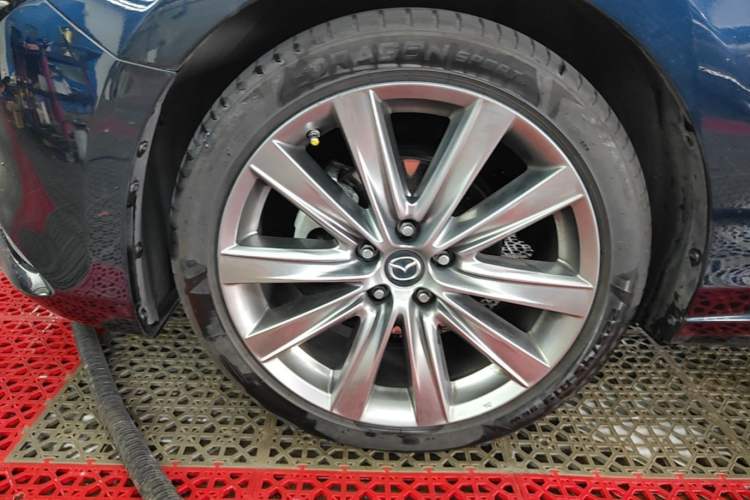 Used Mazda Atenza 2020 2.5L Sky Blue Prestige Edition Left Front Wheel Hub