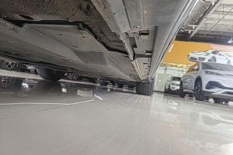 Used Mazda Atenza 2020 2.0L Blue Sky Luxury Edition Left Side Sill