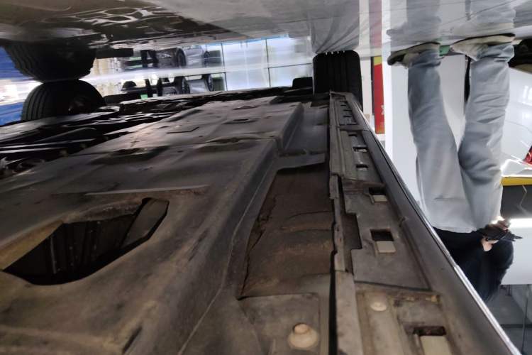 Used Mazda Atenza 2020 2.0L Blue Sky Luxury Edition Left Side Sill