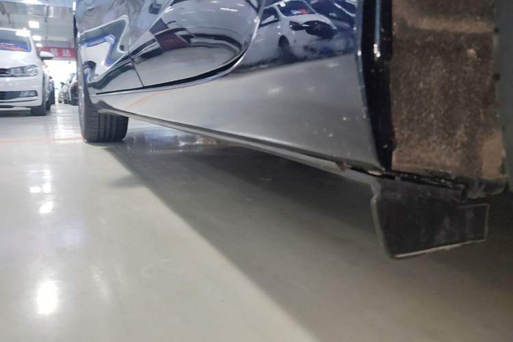 Used Mazda Atenza 2020 2.0L Blue Sky Luxury Edition Left Side Sill