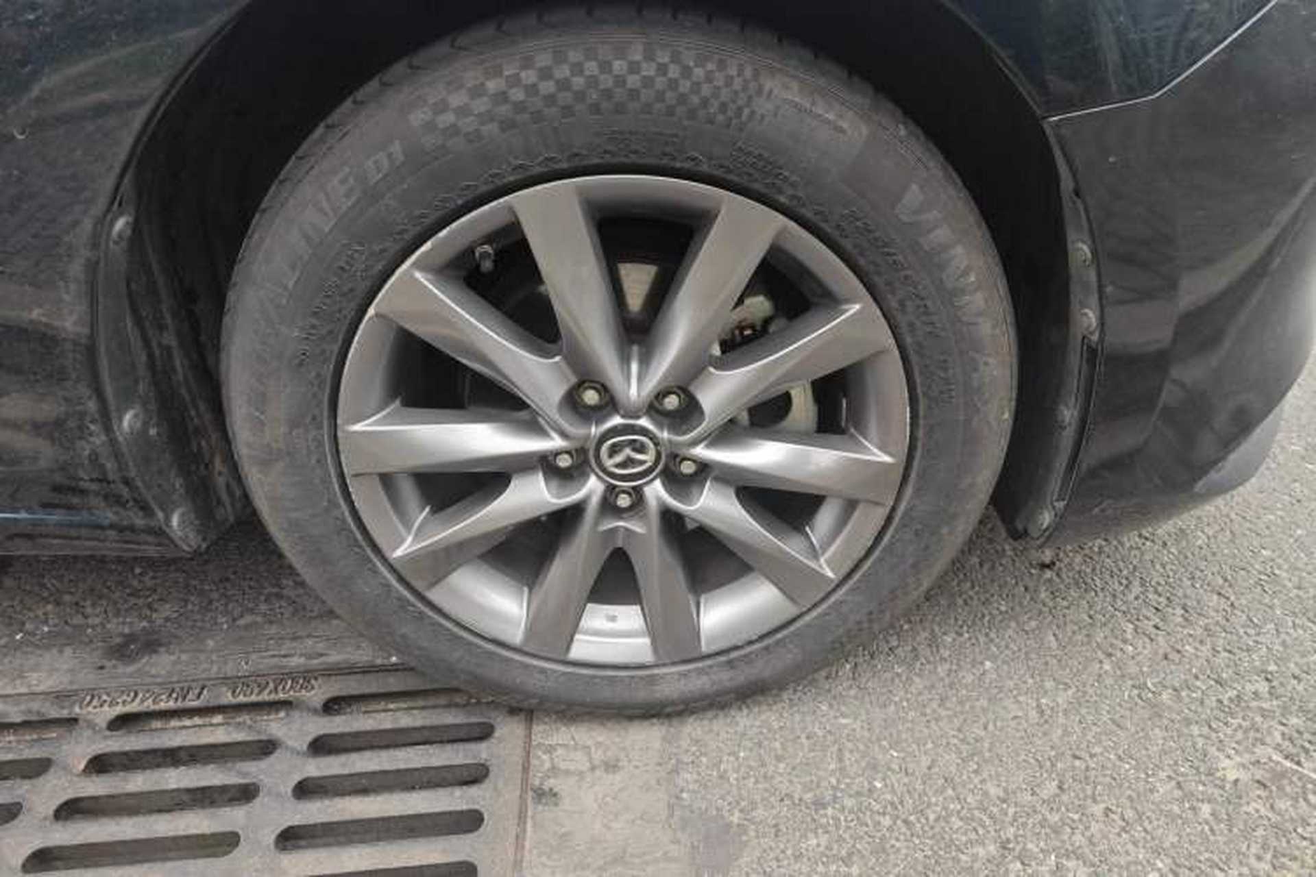 Used Mazda Atenza 2020 2.0L Blue Sky Luxury Edition Right Front Wheel Hub