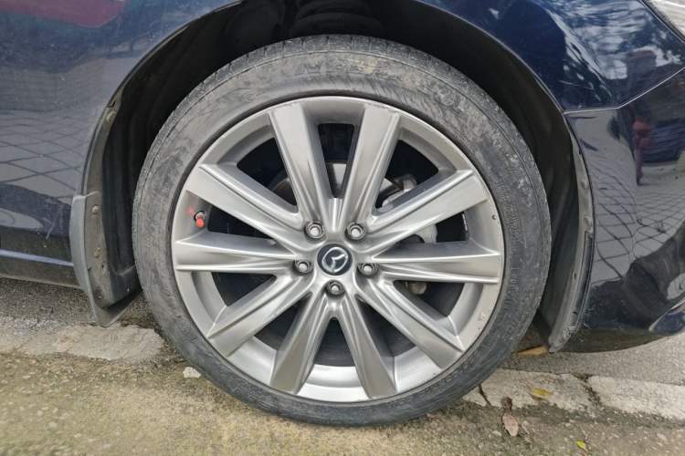 Used Mazda Atenza 2020 2.5L Sky Blue Prestige Edition Right Front Wheel Hub